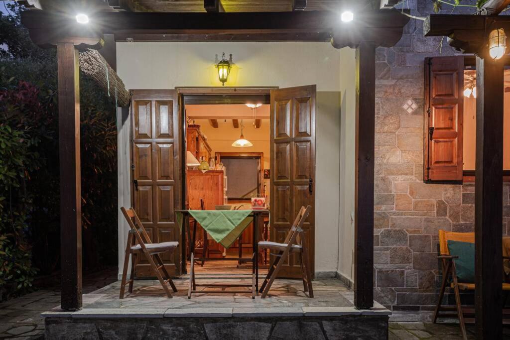 Deja Blue Villa Mouresi Exterior photo