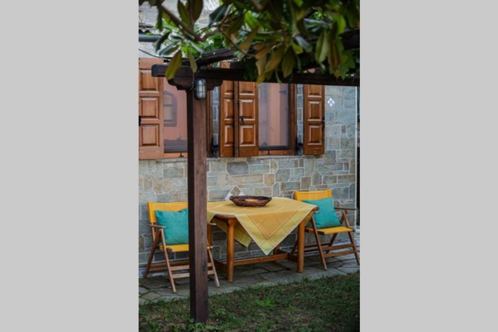 Deja Blue Villa Mouresi Exterior photo