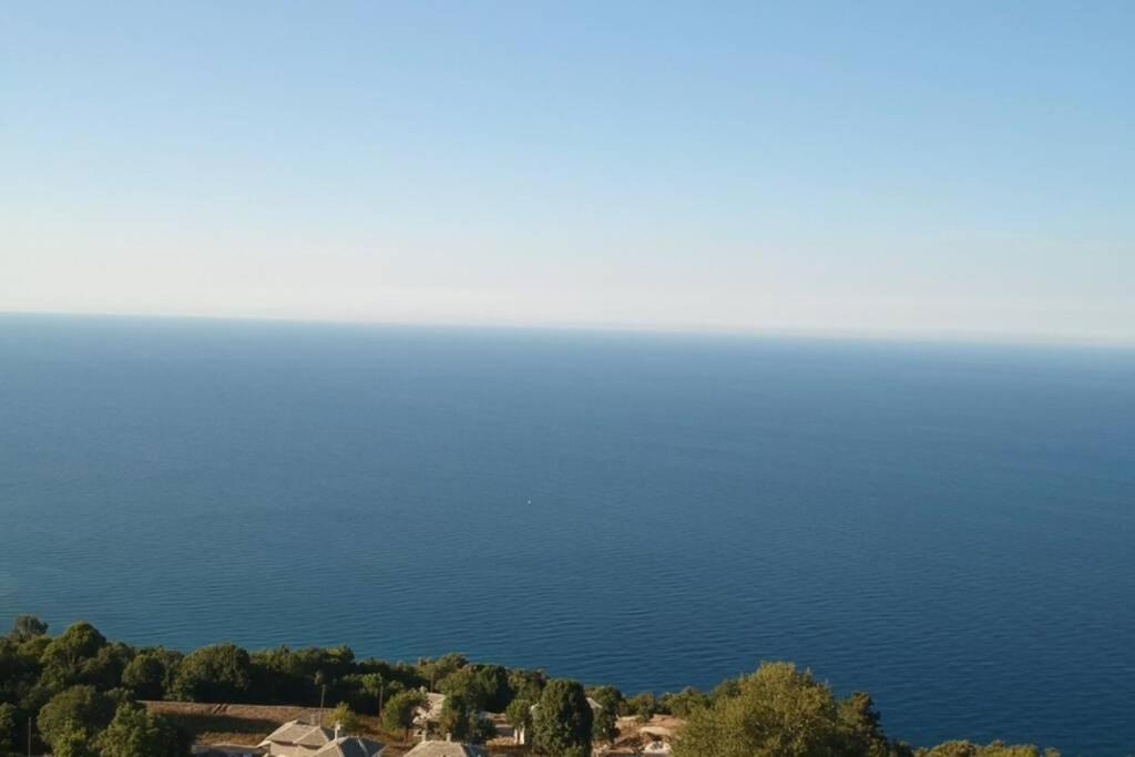 Deja Blue Villa Mouresi Exterior photo