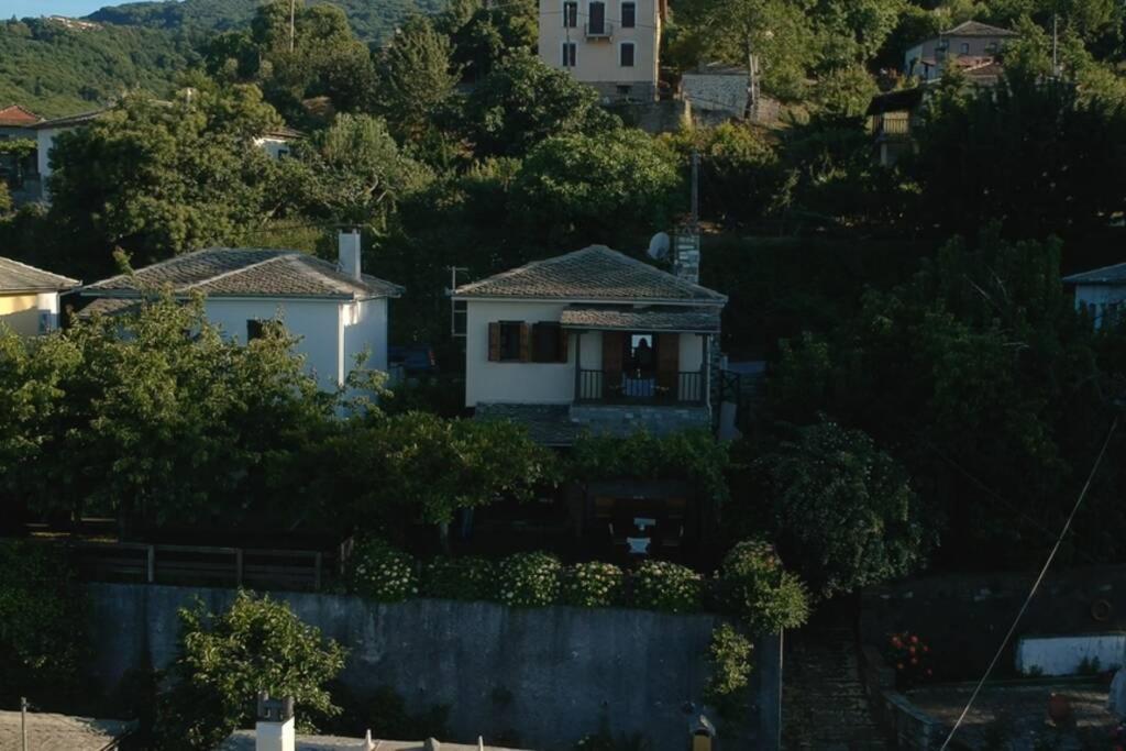 Deja Blue Villa Mouresi Exterior photo
